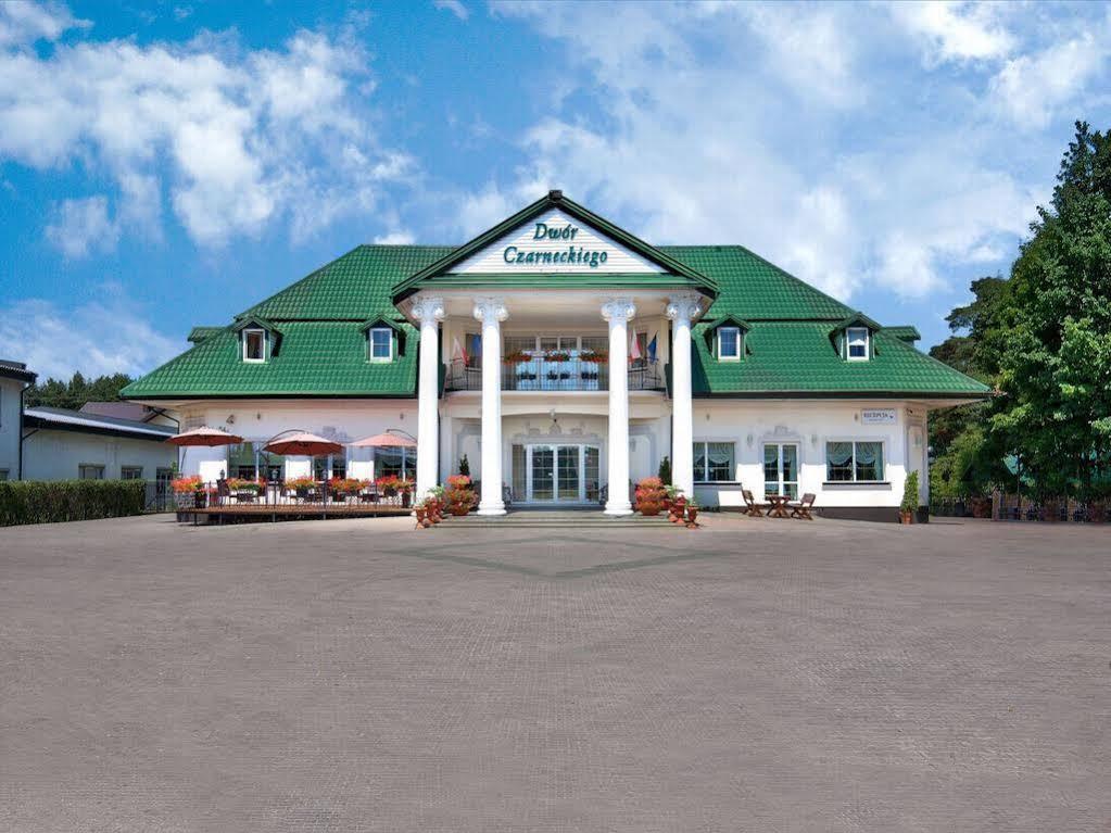 Dwor Czarneckiego Hotel Porosly Exterior photo
